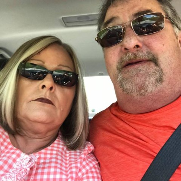 Meet your Posher, Lucillejeff - Picture 1 of 1